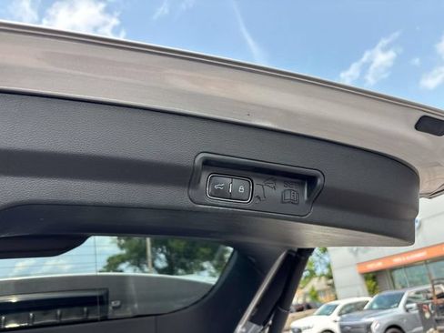 Used 2020 Ford Explorer XLT w/ Comfort Package AWD/4WD image 21