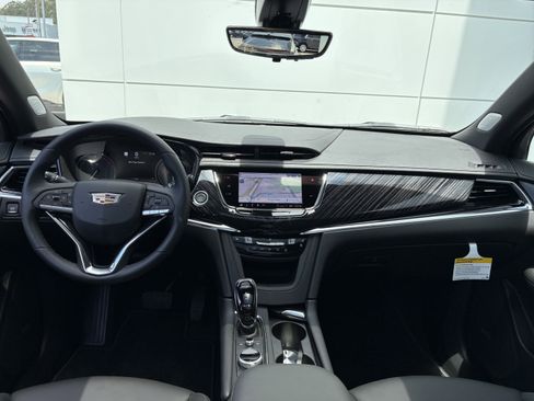 New 2025 Cadillac XT6 Premium Luxury w/ Technology Package image 22