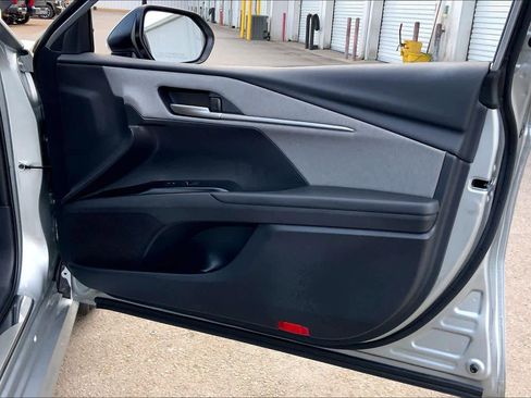 Used 2026 Toyota Camry LE image 21