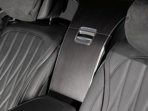 Used 2025 Mercedes-Benz S 63 AMG S image 31