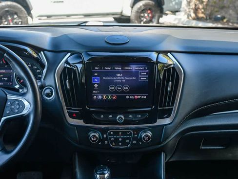 Used 2020 Chevrolet Traverse RS w/ LPO, Cargo Package FWD image 13