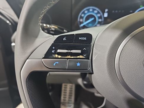 New 2026 Hyundai Elantra Sport FWD image 18