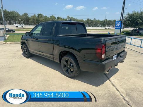New 2026 Honda Ridgeline Black Edition image 4