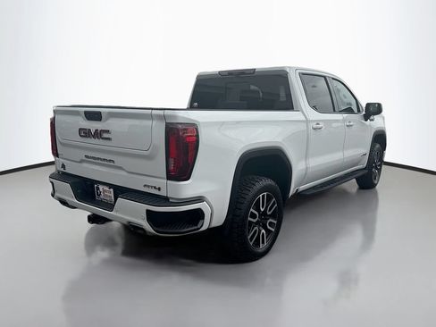 Used 2022 GMC Sierra 1500 AT4 w/ AT4 Premium Package AWD/4WD image 5