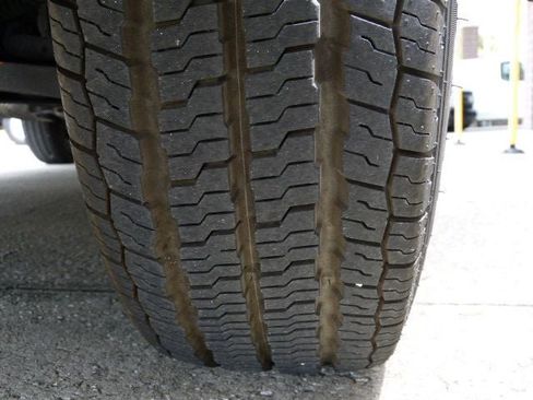 Used 2025 RAM ProMaster 2500 w/ U-Haul Equipment Group FWD image 37