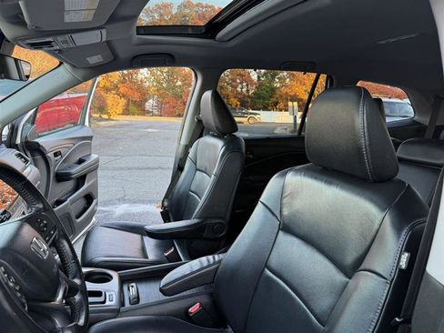 Used 2019 Honda Pilot EX-L image 32