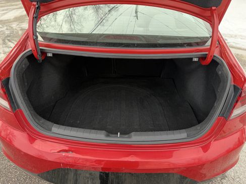 Used 2020 Hyundai Elantra SEL image 11