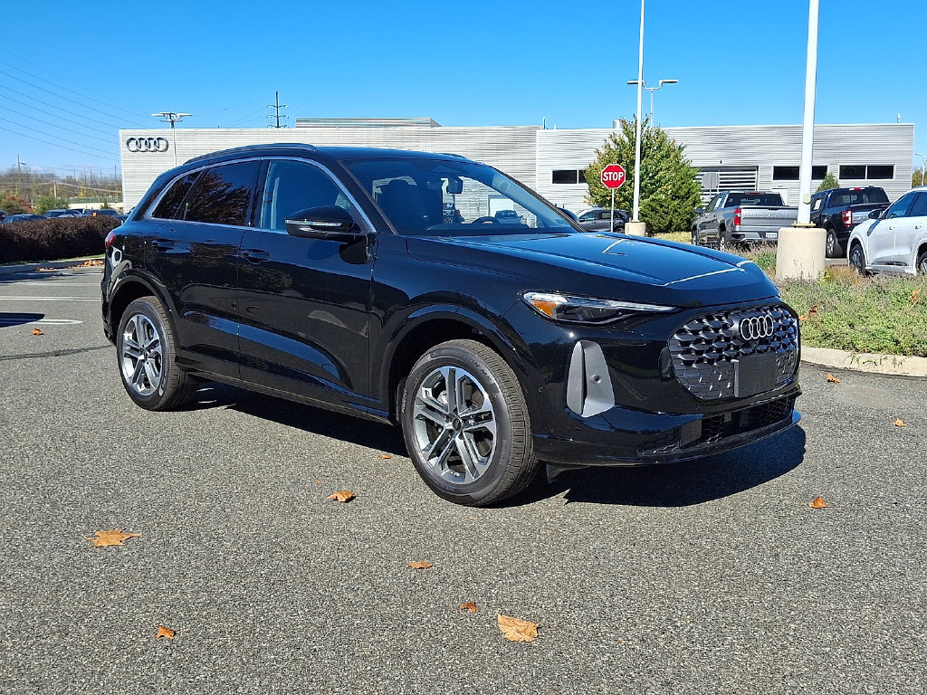 New 2026 Audi Q5 Premium Plus AWD/4WD image 1