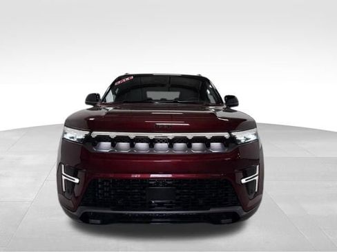New 2026 Jeep Grand Wagoneer 4WD image 3