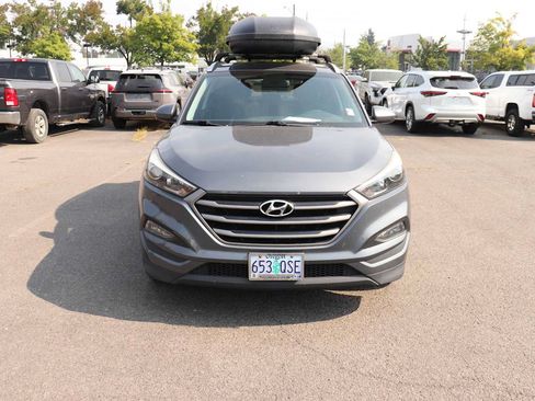 Used 2016 Hyundai Tucson SE w/ Option Group 02 AWD/4WD image 2