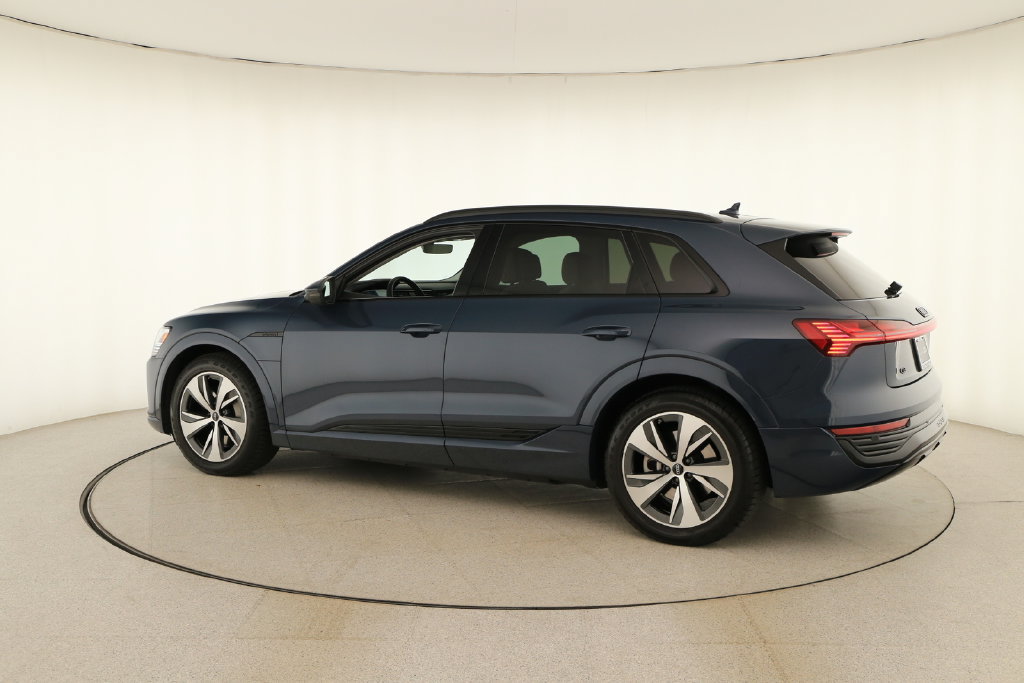 Certified 2024 Audi Q8 e-tron Premium Plus AWD/4WD image 3