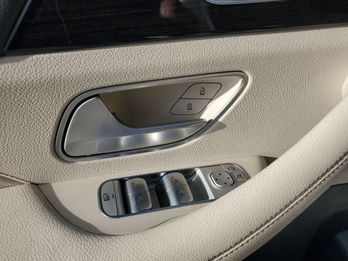 Used 2020 Mercedes-Benz GLE 350 GLE 350 image 29