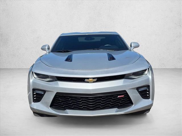 Used 2016 Chevrolet Camaro SS RWD image 2