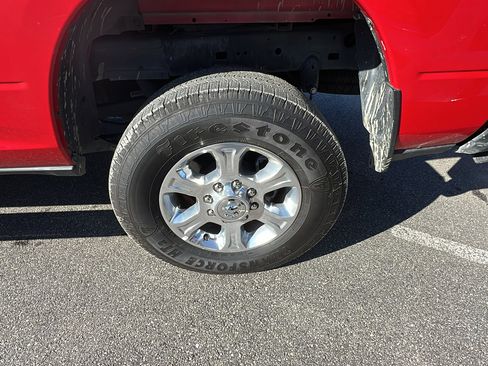 Used 2024 RAM 2500 Big Horn w/ Safety Group image 12