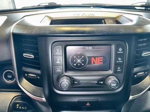 Used 2022 RAM 1500 Big Horn AWD/4WD image 18
