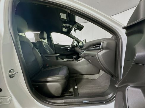 Used 2025 Buick Envista Preferred image 29