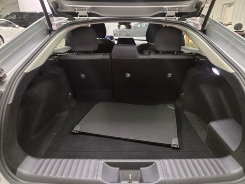 Used 2023 Toyota Prius LE FWD image 34