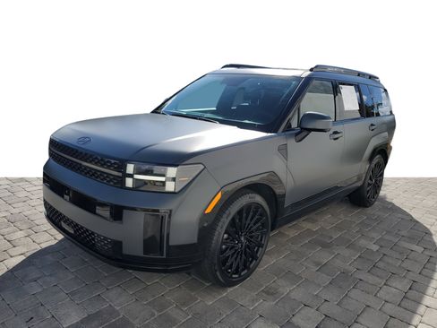 Used 2024 Hyundai Santa Fe Calligraphy image 3