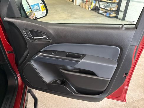 Used 2016 Chevrolet Colorado Z71 AWD/4WD image 47