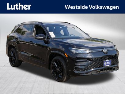 Certified 2025 Volkswagen Tiguan SE R-Line