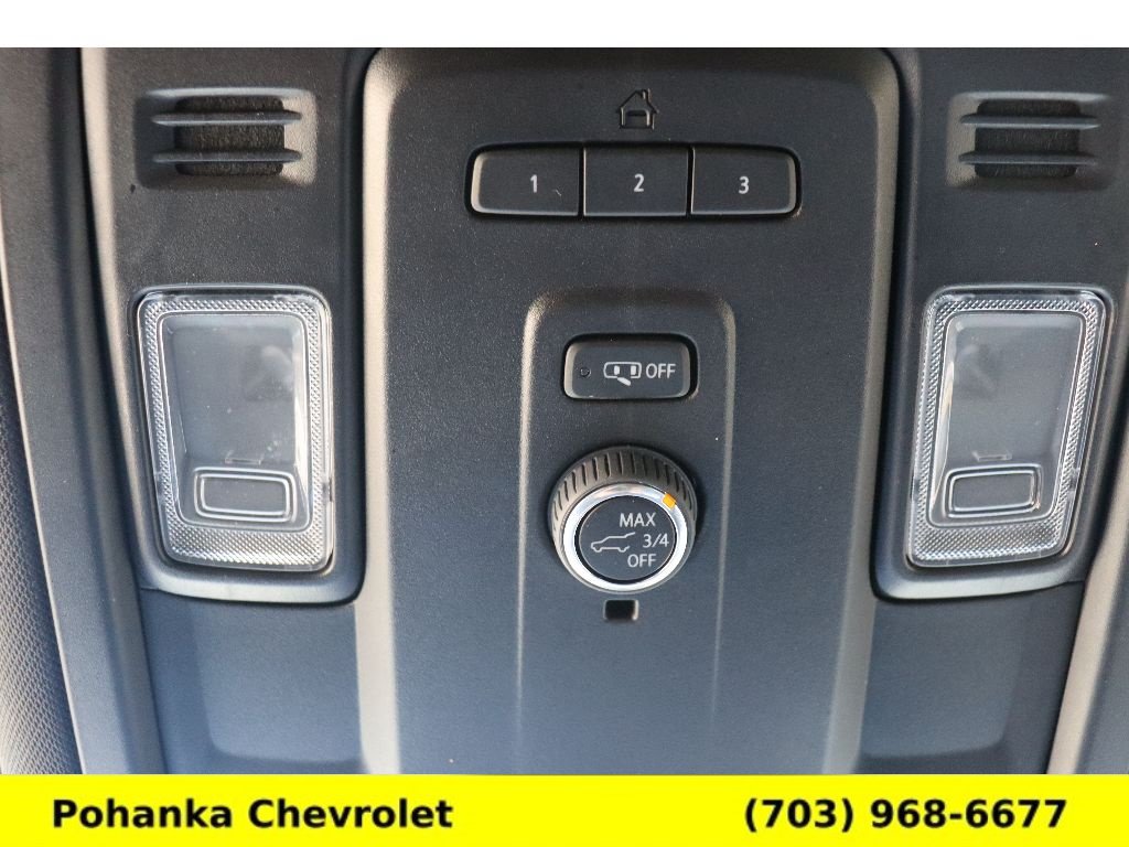Certified 2024 GMC Yukon SLT AWD/4WD image 18