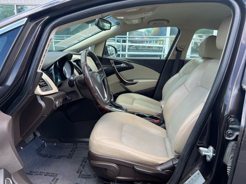 Used 2014 Buick Verano FWD image 11