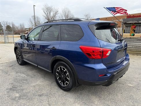 Used 2019 Nissan Pathfinder SV w/ Rock Creek Edition image 2