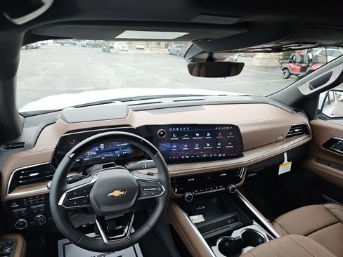 New 2026 Chevrolet Suburban High Country image 34