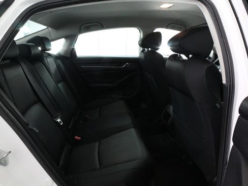 Used 2022 Honda Accord Hybrid image 43