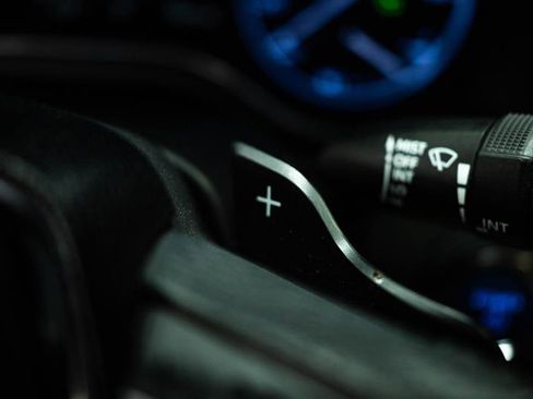 Used 2022 Toyota Avalon XSE w/ Carpet Mat Package (TMS) image 19