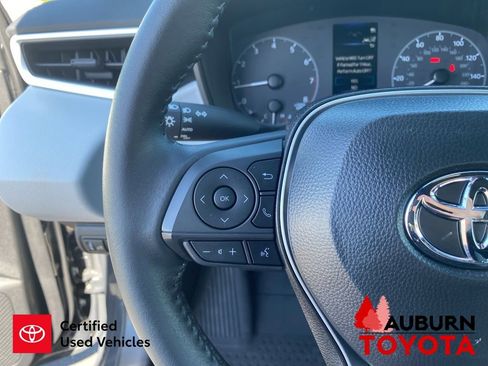 Certified 2025 Toyota Corolla SE w/ Convenience Package FWD image 31
