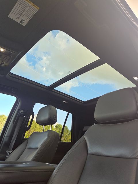 Used 2022 Chevrolet Tahoe LT w/ LT Signature Package AWD/4WD image 8
