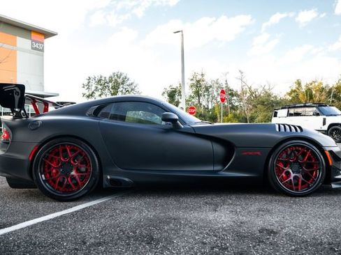 Used 2017 Dodge Viper GTC w/ ACR Package image 8