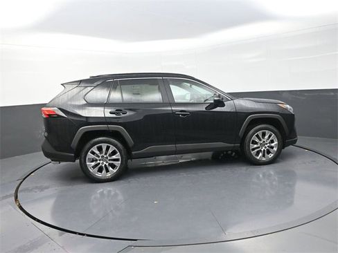 New 2025 Toyota RAV4 XLE Premium image 8