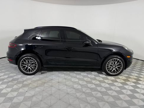Used 2018 Porsche Macan S w/ Premium Package Plus AWD/4WD image 4