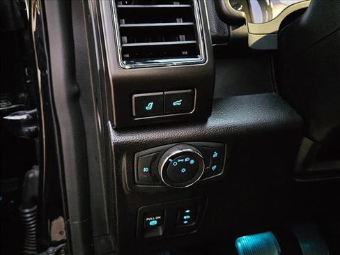 Used 2019 Ford Expedition Limited w/ Equipment Group 303A image 10