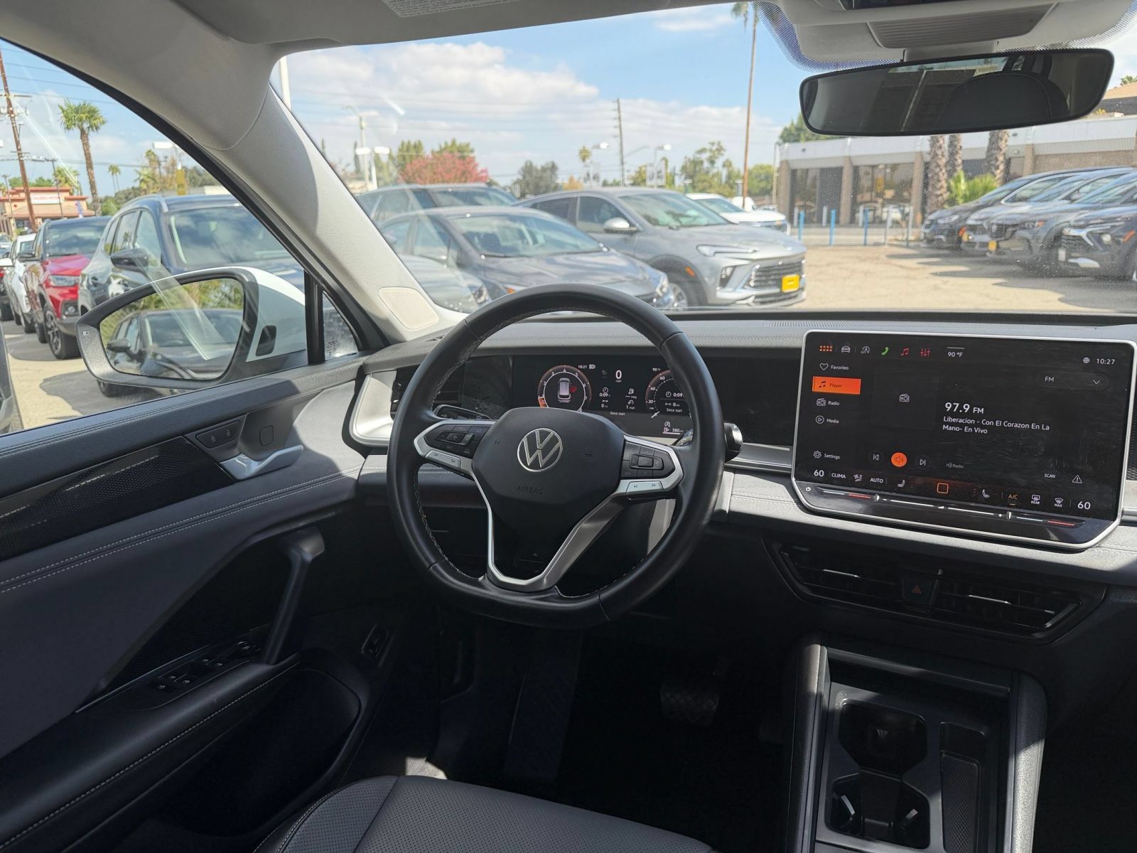 Used 2026 Volkswagen Tiguan SE AWD/4WD image 35