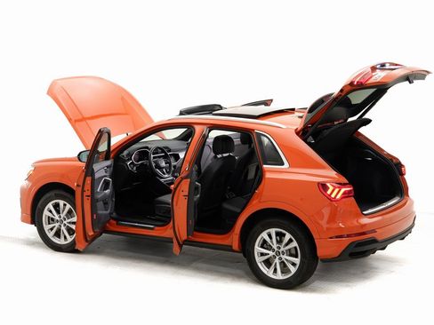 Used 2023 Audi Q3 2.0T Premium Plus w/ Premium Plus Package image 26