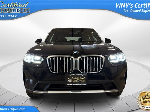 Used 2024 BMW X3 xDrive30i AWD/4WD image 2