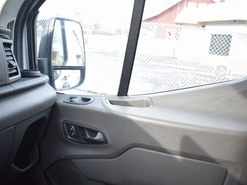 Used 2023 Ford Transit 350 XLT image 19
