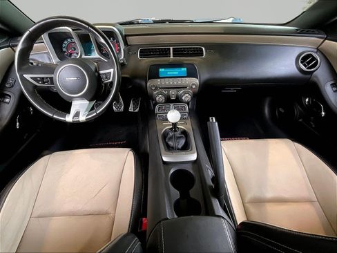 Used 2010 Chevrolet Camaro SS w/ RS Package RWD image 7