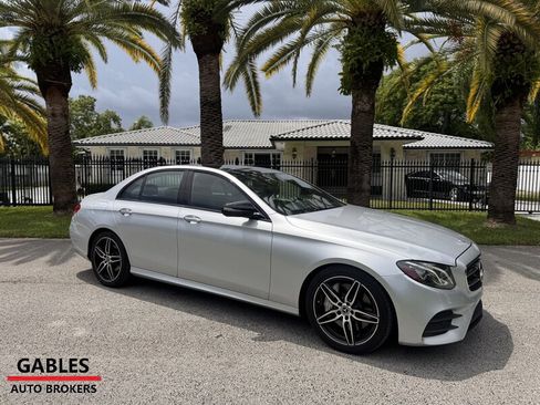Used 2019 Mercedes-Benz E 300 image 6