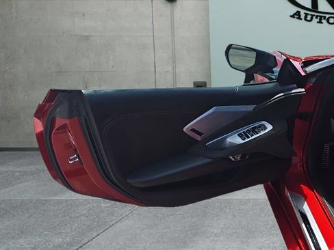 Used 2021 Chevrolet Corvette Stingray Premium Conv w/ Z51 Performance Package RWD image 13