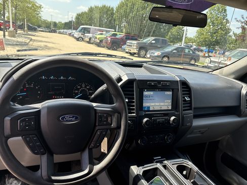 Used 2018 Ford F150 XL w/ Equipment Group 101A Mid AWD/4WD image 8