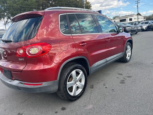 Used 2010 Volkswagen Tiguan 2WD image 5
