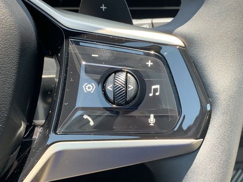 Used 2025 BMW X3 xDrive30i w/ Convenience Package image 22