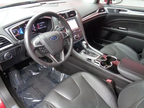 Used 2015 Ford Fusion Titanium FWD image 2