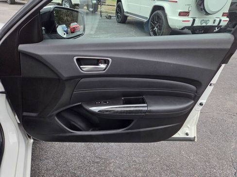 Used 2020 Acura TLX image 23