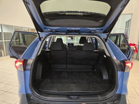 Used 2023 Toyota RAV4 AWD Hybrid image 23