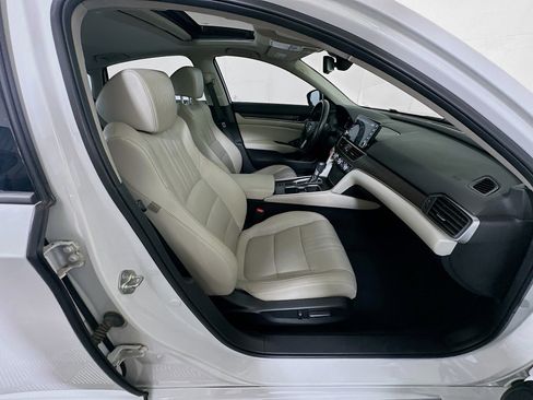 Used 2018 Honda Accord EX-L image 33